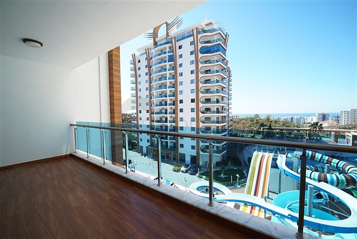 شقة غرفتين وصالة مفروشة - مجمع بخدمات 5 نجوم - في محمودلار / الانيا 