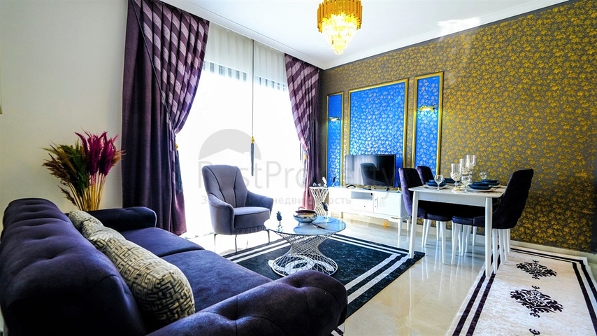 شقة جديدة - غرفة وصالة مفروشة بأناقة - ضمن مجمع في محمودلار/ الانيا