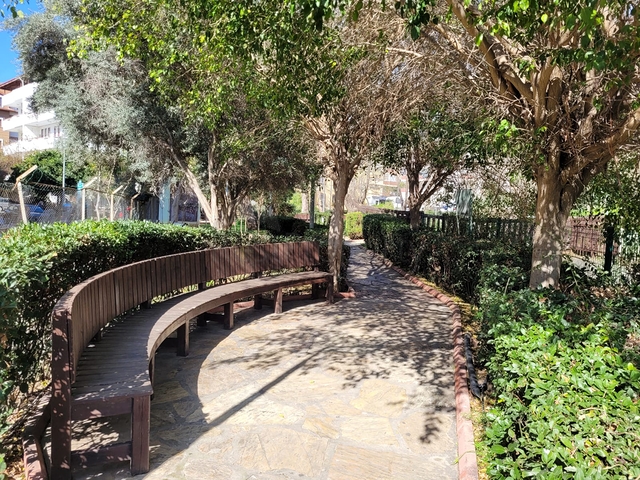 شقق للبيع في مركز الانيا - غرفة نوم وصالة - جديدة . 