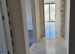 شقق للبيع في مركز الانيا - غرفة نوم وصالة - جديدة . 