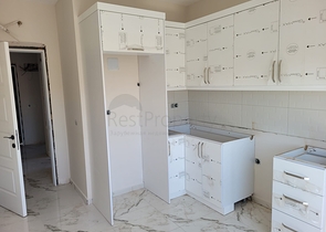 شقق للبيع في مركز الانيا - غرفة نوم وصالة - جديدة . 