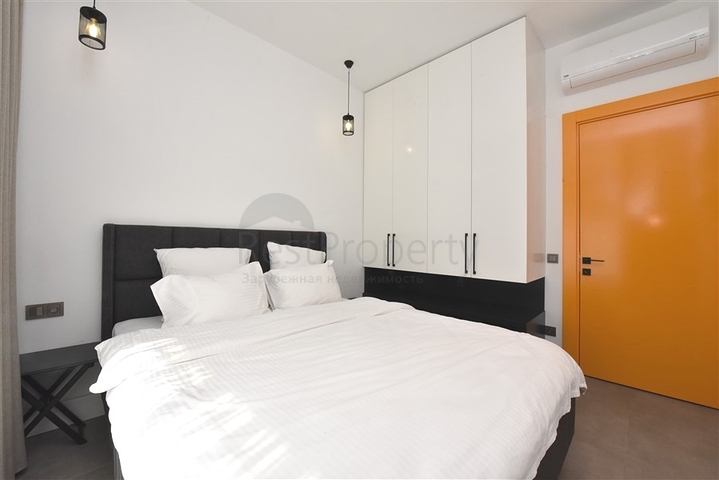 موقع مركزي - شقة غرفة وصالة مفروشة - ضمن مجمع حديث - في مركز الانيا 