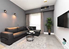 موقع مركزي - شقة غرفة وصالة مفروشة - ضمن مجمع حديث - في مركز الانيا 