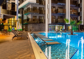 موقع مركزي - شقة غرفة وصالة مفروشة - ضمن مجمع حديث - في مركز الانيا 