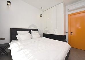 موقع مركزي - شقة غرفة وصالة مفروشة - ضمن مجمع حديث - في مركز الانيا 