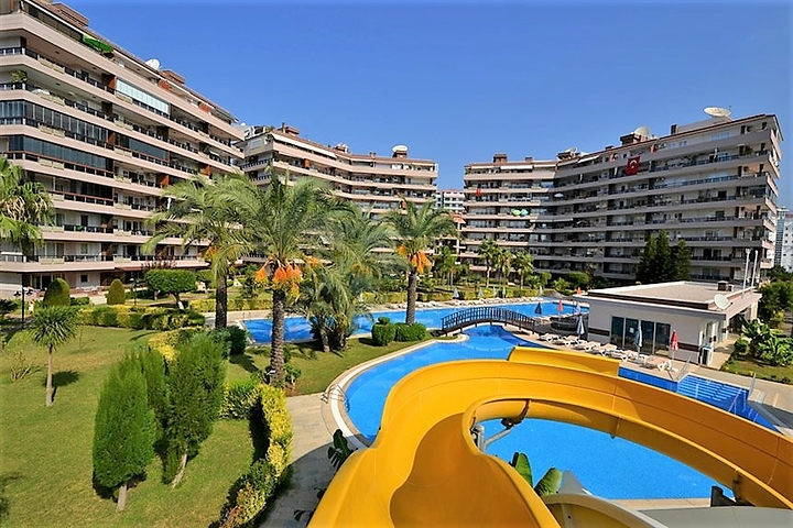 اطلالة ساحرة على النهر - دوبلكس 3 غرف وصالة مع تراس واسع - في توسمور / الانيا 