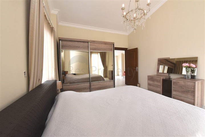 اطلالة ساحرة على النهر - دوبلكس 3 غرف وصالة مع تراس واسع - في توسمور / الانيا 