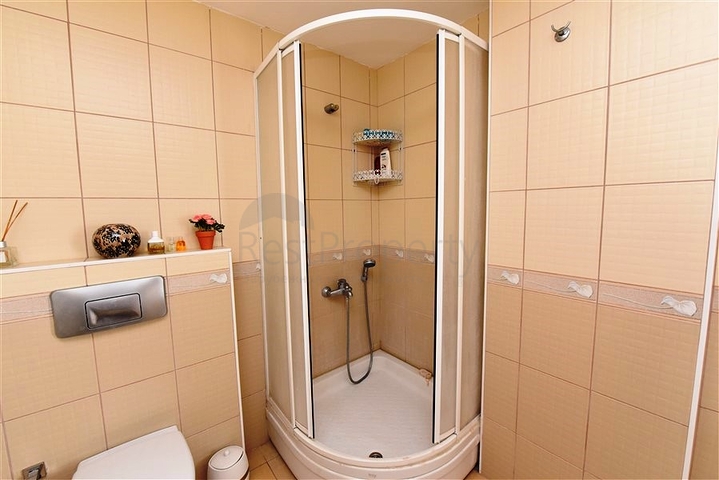 اطلالة ساحرة على النهر - دوبلكس 3 غرف وصالة مع تراس واسع - في توسمور / الانيا 