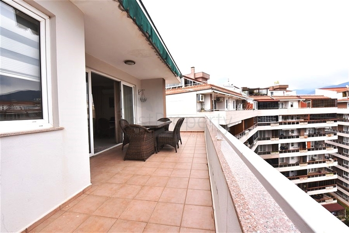 اطلالة ساحرة على النهر - دوبلكس 3 غرف وصالة مع تراس واسع - في توسمور / الانيا 