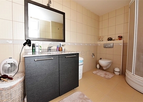 اطلالة ساحرة على النهر - دوبلكس 3 غرف وصالة مع تراس واسع - في توسمور / الانيا 