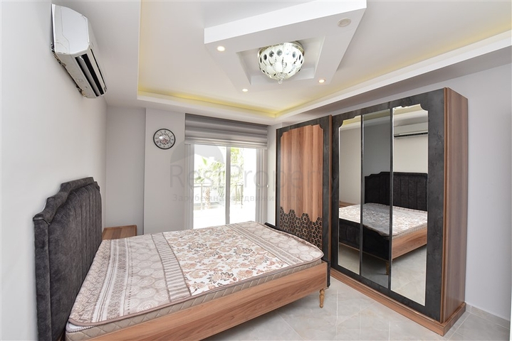 مساحة 340 متر - دوبلكس ارضية ضمن مجمع سكني في منطقة كاستل / الانيا 