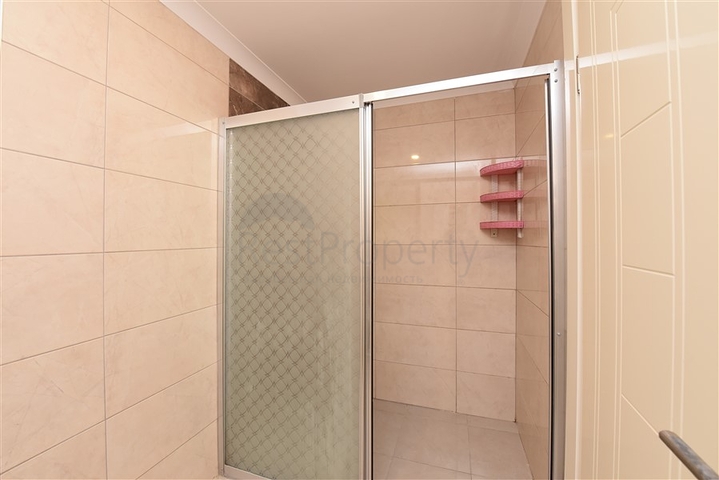 مساحة 340 متر - دوبلكس ارضية ضمن مجمع سكني في منطقة كاستل / الانيا 