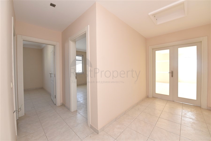 اطلالة بحر - شقة غرفتين وصالة - ضمن مجمع سكني في توسمور / الانيا 