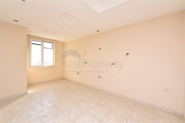 اطلالة بحر - شقة غرفتين وصالة - ضمن مجمع سكني في توسمور / الانيا 