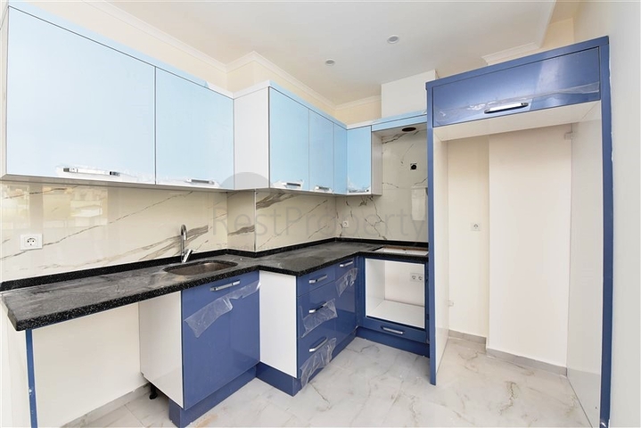 دوبلكس جديدة للبيع - تصميم غرفتين وصالة - ضمن مجمع سكني في محمودلار / الانيا 