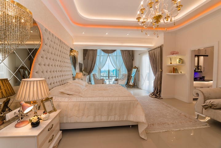 اطلالة بحر - دوبلكس فاخرة -5 غرف نوم وصالتين - في محمودلار / الانيا