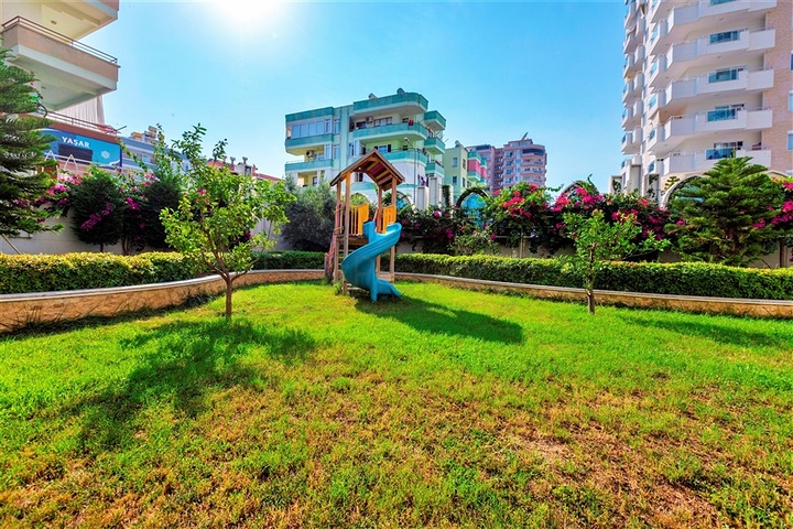 اطلالة بحر - دوبلكس فاخرة -5 غرف نوم وصالتين - في محمودلار / الانيا