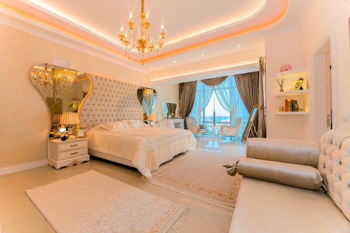 اطلالة بحر - دوبلكس فاخرة -5 غرف نوم وصالتين - في محمودلار / الانيا