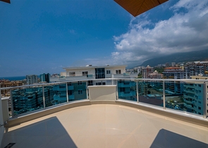 اطلالة بحر - دوبلكس فاخرة -5 غرف نوم وصالتين - في محمودلار / الانيا