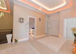 اطلالة بحر - دوبلكس فاخرة -5 غرف نوم وصالتين - في محمودلار / الانيا