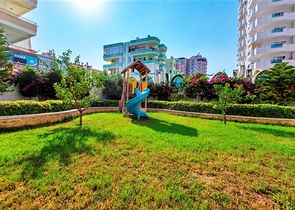 اطلالة بحر - دوبلكس فاخرة -5 غرف نوم وصالتين - في محمودلار / الانيا