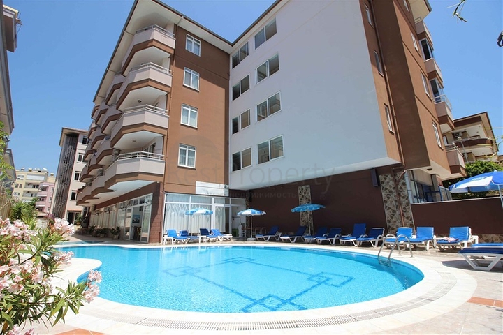 شقة غرفة وصالة للبيع - ضمن منطقة اوبا المركزية / الانيا 