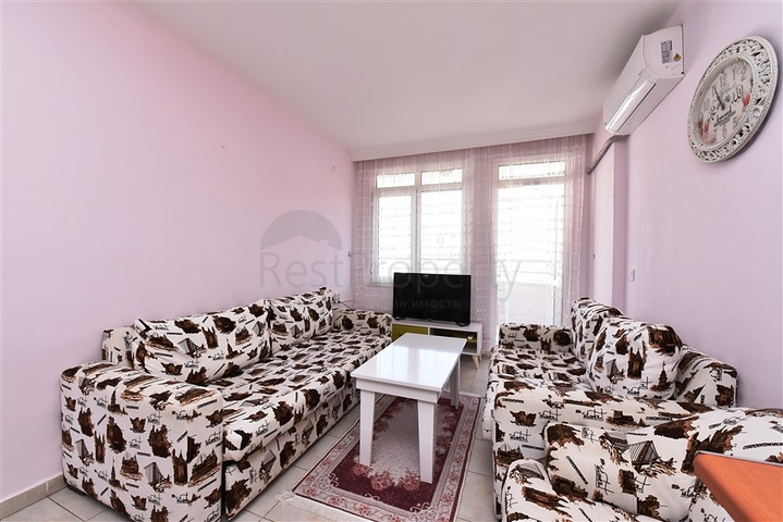 شقة غرفة وصالة للبيع - ضمن منطقة اوبا المركزية / الانيا 