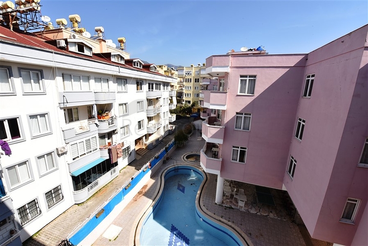 شقة غرفة وصالة للبيع - ضمن منطقة اوبا المركزية / الانيا 