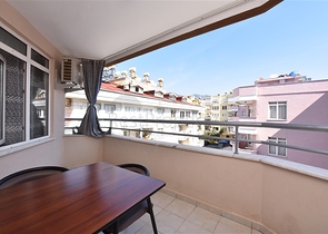 شقة غرفة وصالة للبيع - ضمن منطقة اوبا المركزية / الانيا 