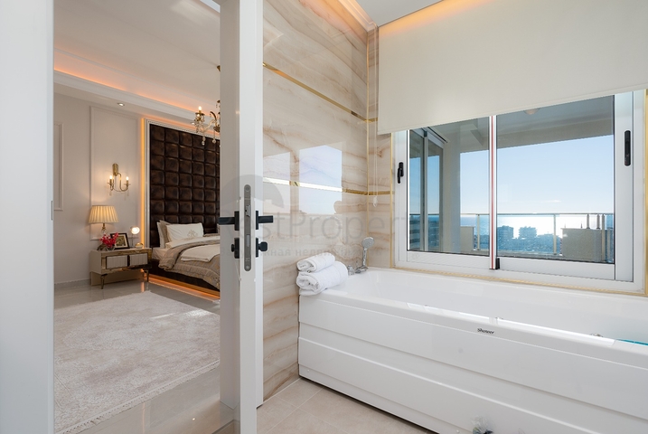 دوبلكس فاخرة - 4 غرف وصالة - ضمن مجمع 5 نحوم - في محمودلار / الانيا 