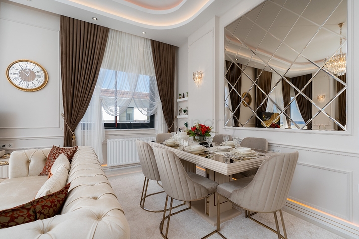 دوبلكس فاخرة - 4 غرف وصالة - ضمن مجمع 5 نحوم - في محمودلار / الانيا 