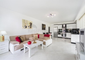 قريبة من البحر - شقة غرفتين وصالة مفروشة - مجمع انيق - في اوبا / الانيا 