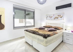 قريبة من البحر - شقة غرفتين وصالة مفروشة - مجمع انيق - في اوبا / الانيا 