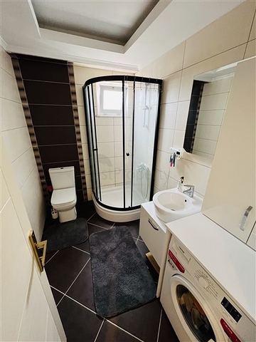 شقة غرفتين وصالة مفروشة - ضمن مجمع سكني في محمودلار / الانيا 