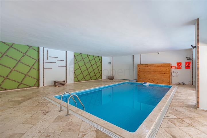 شقة غرفتين وصالة مفروشة - ضمن مجمع سكني في محمودلار / الانيا 