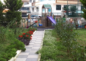 شقة غرفتين وصالة مفروشة - ضمن مجمع سكني في محمودلار / الانيا 