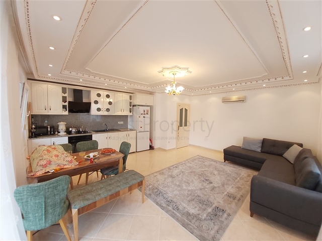 قريبة من البحر والخدمات - شقة غرفين وصالة مفروشة -في محمودلار / الانيا 