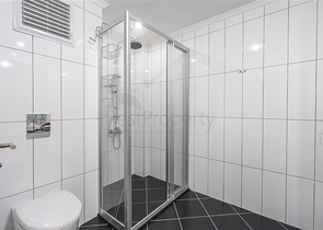 قريبة من البحر -شقة غرفتين وصالة مفروشة - في منطقة اوبا / الانيا 