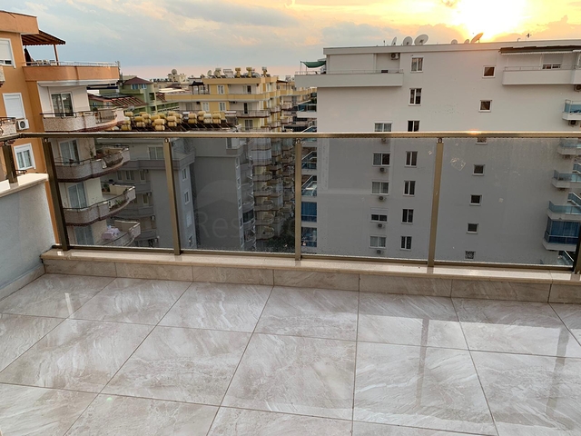 شقة عائلية واسعة - دوبلكس 3 غرف وصالة -ضمن مجمع سكني - في محمودلار / الانيا 