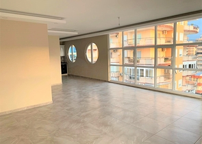 شقة عائلية واسعة - دوبلكس 3 غرف وصالة -ضمن مجمع سكني - في محمودلار / الانيا 