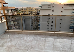 شقة عائلية واسعة - دوبلكس 3 غرف وصالة -ضمن مجمع سكني - في محمودلار / الانيا 