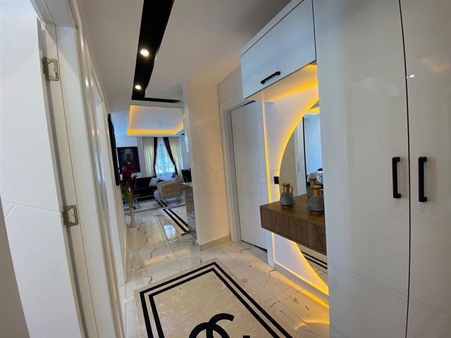 قريبة من شاطئ كليوباترا - شقة انيقة غرفتين وصالة - في مركز الانيا 