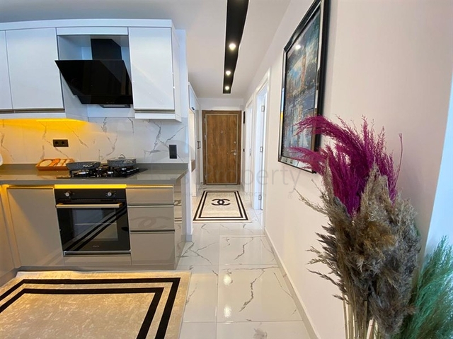 قريبة من شاطئ كليوباترا - شقة انيقة غرفتين وصالة - في مركز الانيا 