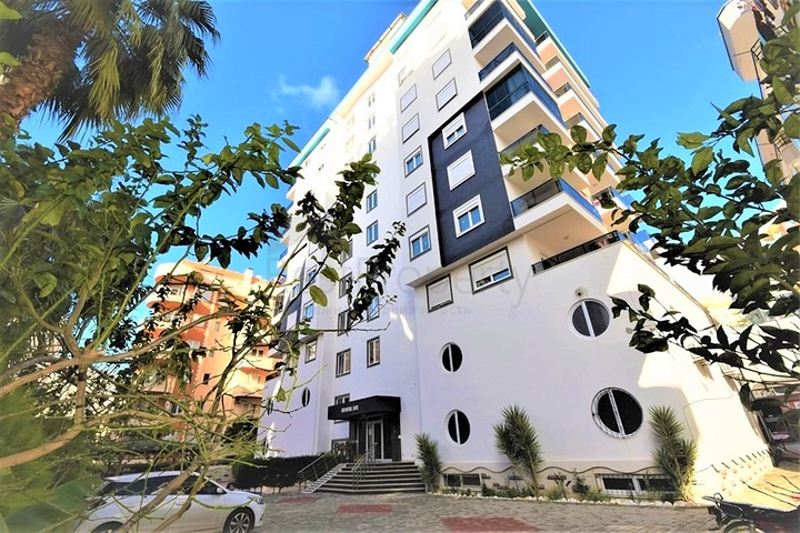 شقة غرفتين وصالة مفروشة - قريبة من البحر - في محمودلار / الانيا 