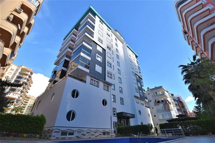 شقة غرفتين وصالة مفروشة - قريبة من البحر - في محمودلار / الانيا 