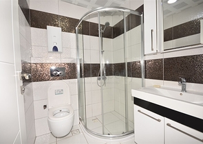 شقة غرفتين وصالة مفروشة - قريبة من البحر - في محمودلار / الانيا 