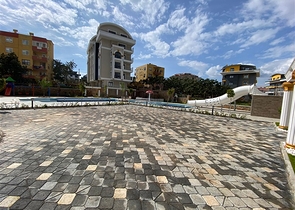 مجمع فاخر - شقة غرفة وصالة - في اوبا / الانيا 