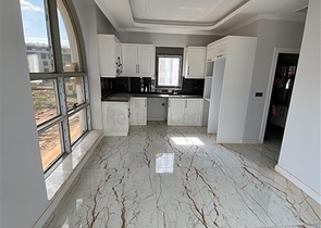 مجمع فاخر - شقة غرفة وصالة - في اوبا / الانيا 