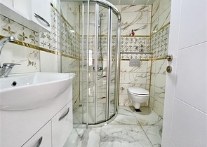 شقة جديدة - غرفتين وصالة - ضمن مجمع - في محمودلار / الانيا 