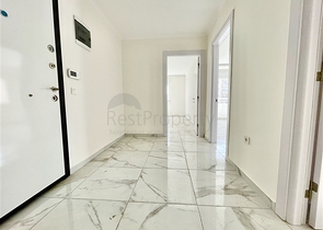 شقة جديدة - غرفتين وصالة - ضمن مجمع - في محمودلار / الانيا 